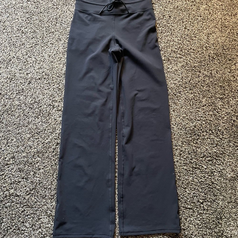 Vuori Daily Wide Leg